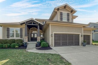 7019 Apache Dr, Shawnee, KS 66226