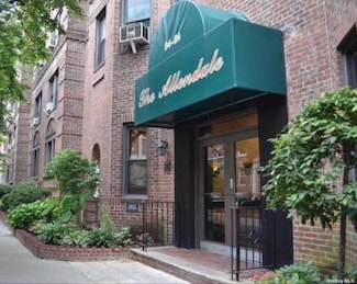 34-24 82nd St Unit 2, Jackson Heights, NY 11372