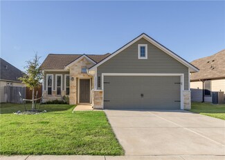 2005 Theresa Dr, Bryan, TX 77807