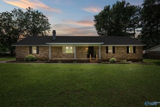 117 Bates St, Athens, AL 35611