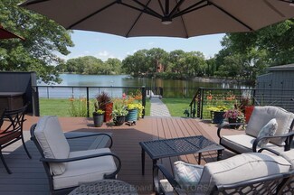 221 Lakeside Dr, Grand Island, NE 68801
