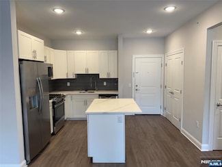 40 Park Ave Unit 301, Park Ridge, NJ 07656