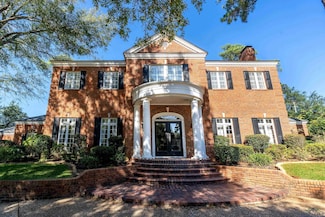 1305 Mockingbird Ln, Longview, TX 75601
