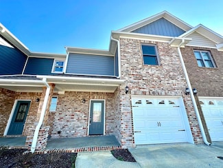 26073 Breakers Cir, Athens, AL 35613