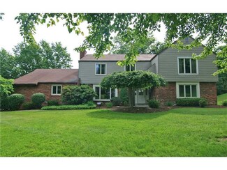 101 Druid Dr, Canonsburg, PA 15317