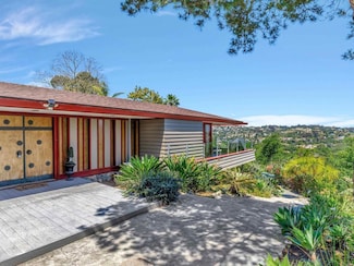 10283 Hidden Meadows Rd, Escondido, CA 92026