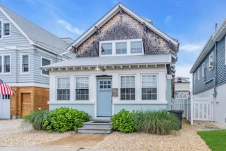 196 3rd Ave, Manasquan, NJ 08736