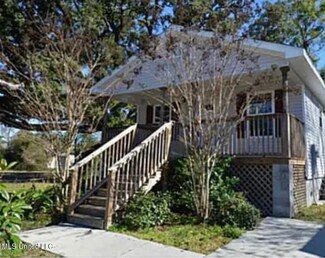 318 Nixon St, Biloxi, MS 39530