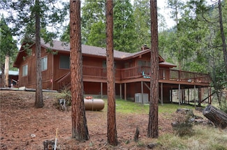 8041 Chilnualna Falls Rd, Wawona, CA 95389