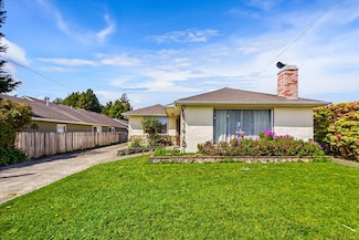 1773 Campton Rd, Eureka, CA 95503
