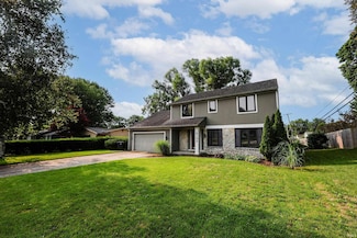8102 Welsch Dr, Fort Wayne, IN 46815