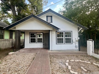 106 Regina St, San Antonio, TX 78223