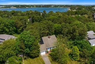 121 Middle Rd, North Chatham, MA 02650
