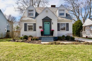 853 Chelsea Ave, Columbus, OH 43209