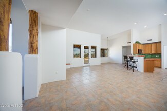 6294 S Eagles Talon Pkwy, Tucson, AZ 85757