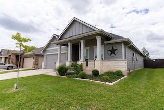 1947 Thorndyke Ln, Bryan, TX 77807