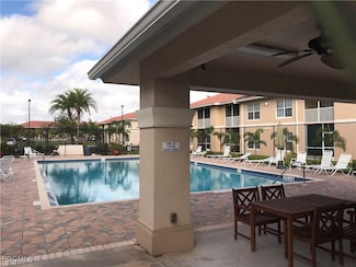 8423 Bernwood Cove Loop Unit 403, Fort Myers, FL 33966