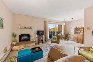 1233 N Ogden St Unit 302, Denver, CO 80218