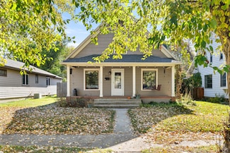 216 W 7th St, Sheridan, WY 82801