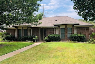 229 Glenwood Dr, Coppell, TX 75019