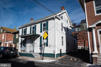 16 W Clifford St, Winchester, VA 22601