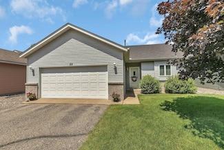 25 Pine Tree Ct, Sartell, MN 56377