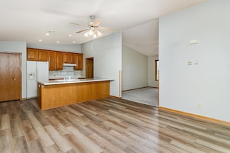 202 6th St NE, Montgomery, MN 56069