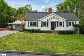 304 E 2nd Ave, Easley, SC 29640