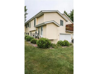 6720 Foliage Ct W, Rosemount, MN 55068