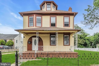 224 E Washington St, Riverside, NJ 08075