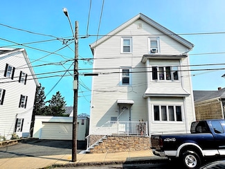 460 William St, Fall River, MA 02721