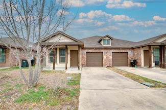 113 Creekside Villa Dr, Kyle, TX 78640