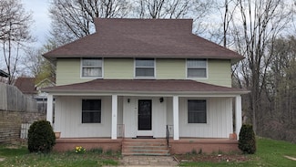 2521 Hillside Dr NW, Grand Rapids, MI 49544