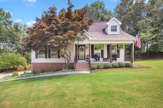 228 Vineyard Dr, Tunnel Hill, GA 30755