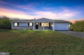 938 Sunnyside Rd, Hummelstown, PA 17036