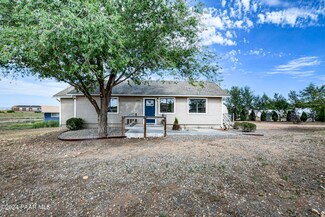 25360 N Robin Dr, Paulden, AZ 86334