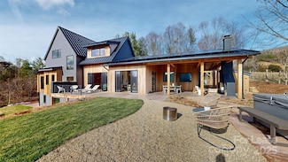 11 Pink Fox Cove Rd, Weaverville, NC 28787
