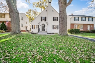 3974 Meadowbrook Blvd, University Heights, OH 44118
