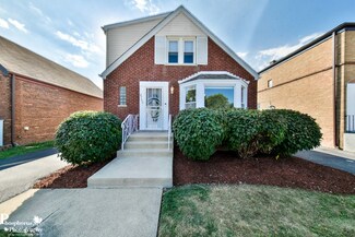 8740 S Mozart Ave, Evergreen Park, IL 60805