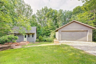 3150 E Will Sowders Rd, Bloomington, IN 47401