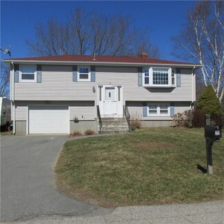 20 Reardon Dr, Middletown, RI 02842