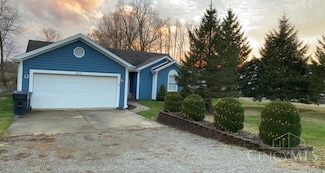 380 Grant St, Harveysburg, OH 45068