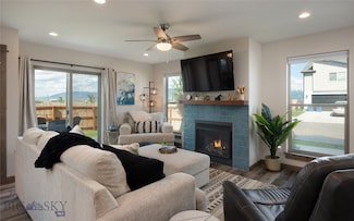2001 Klaus Ave Unit A, Belgrade, MT 59714