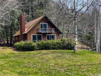 50 Pine Cliff Rd, Newbury, NH 03255