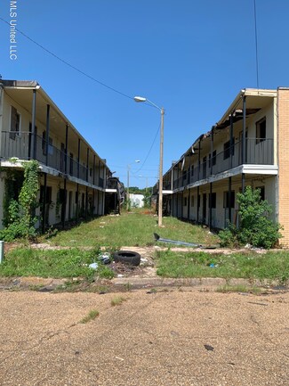 1075 Maderia Ave, Jackson, MS 39203