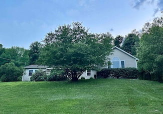 243 Old Chesterfield Rd, Hinsdale, NH 03451