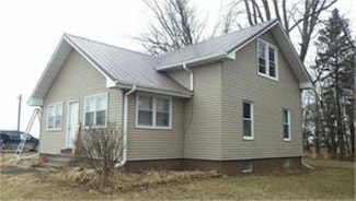 10487 30th St, Stanley, IA 50671