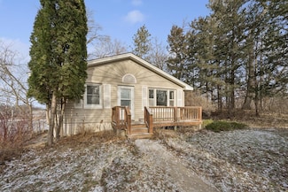 309 2nd Ave SE, New London, MN 56273
