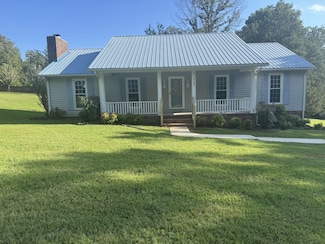 141 Ray Cemetery Rd, Sparta, TN 38583