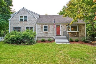 185 Taylor St, Pembroke, MA 02359